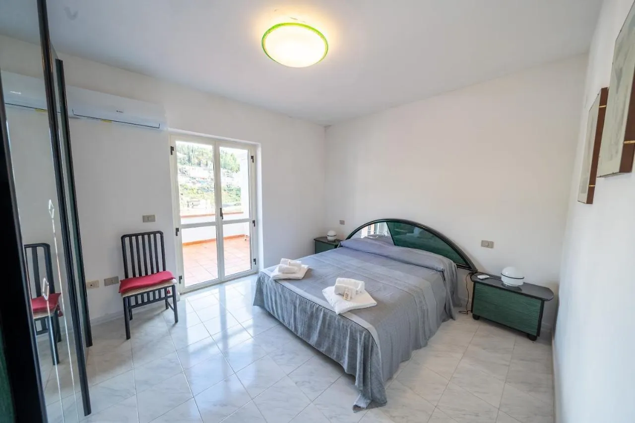 Mare E Monti Apartment Amalfi Italy
